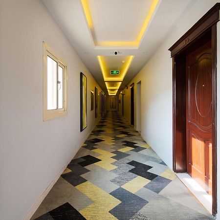 Mirada Purple - Al Waha Hotel Jeddah Bagian luar foto