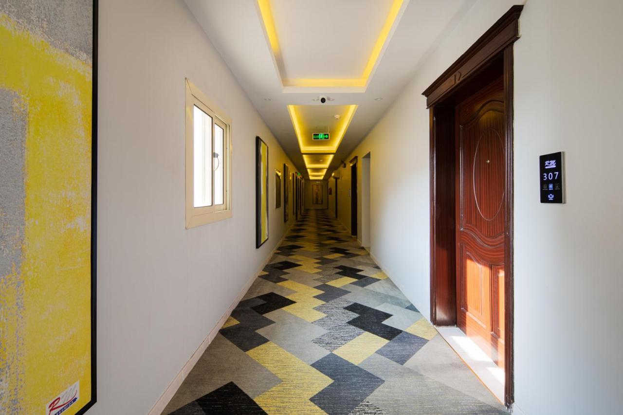 Mirada Purple - Al Waha Hotel Jeddah Bagian luar foto